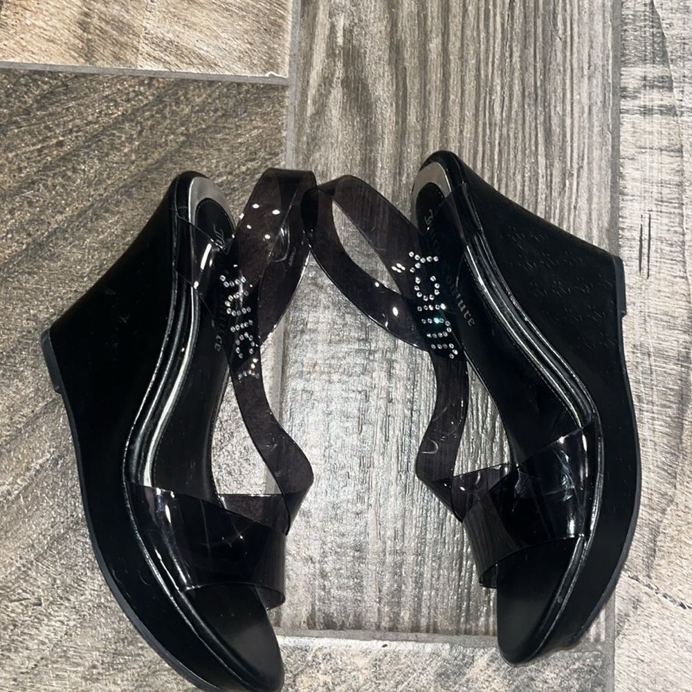 Juicy Couture black logo 4”wedges